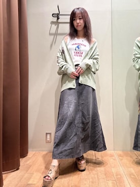ヒステリックグラマー カーディガンとキャミソール HYSTERIC GLAMOURのキャミソールを使った「カーディガン」の人気