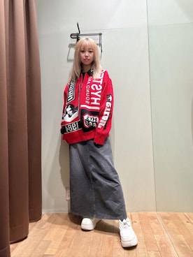 「アイテム（その他アウター、レッド系）」を使った、hzktoさん（レディース・161cm）の秋コーディネート