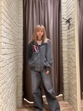 「アイテム（チョーカー）」を使った、hzktoさん（レディース・161cm）の秋コーディネート
