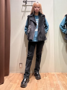 「HYSTERIC GLAMOUR（ヒステリックグラマー）のアイテム（ベスト）」を使った、hzktoさん（レディース・161cm）の秋コーディネート