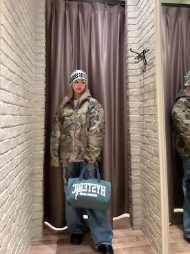 「アイテム（ドラムバッグ）」を使った、hzktoさん（レディース・161cm）の秋コーディネート