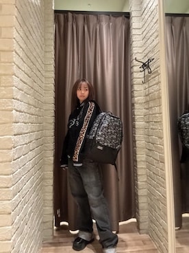 「アイテム（スタジャン）」を使った、hzktoさん（レディース・161cm）の秋コーディネート