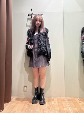 「アイテム（スタジャン）」を使った、hzktoさん（レディース・161cm）の冬コーディネート