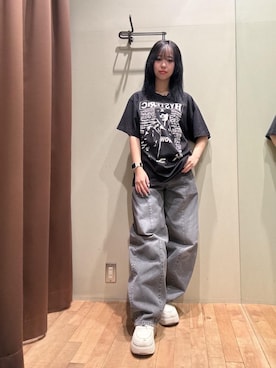 「HYSTERIC GLAMOUR（ヒステリックグラマー）のカーブデニムパンツ（デニムパンツ、ブラック系）」を使った、hzktoさん（レディース）の春コーディネート