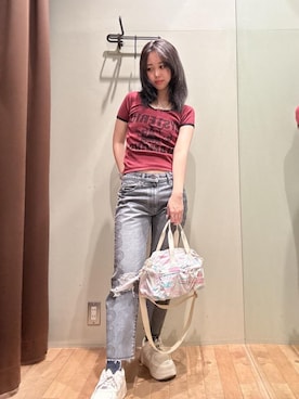 「HYSTERIC GLAMOUR（ヒステリックグラマー）のSNAKE LOOP 8分丈クラッシュデニムパンツ（デニムパンツ、ブラック系）」を使った、hzktoさん（レディース）の春コーディネート