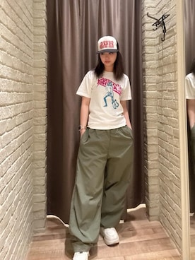 「HYSTERIC GLAMOUR（ヒステリックグラマー）のHYPNOTIZED LOGO ラインストーンメッシュキャップ（キャップ、ブラック系）」を使った、hzktoさん（レディース）の夏コーディネート