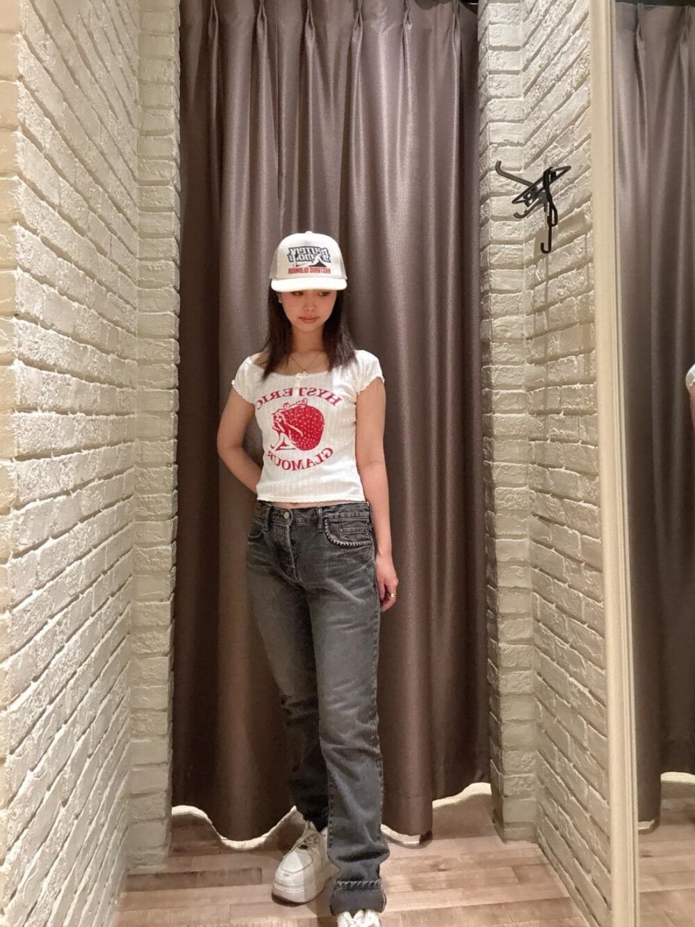 HYSTERIC GLAMOUR（ヒステリックグラマー）の「STRAWBERRY FREAK チビT