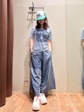 「HYSTERIC GLAMOUR（ヒステリックグラマー）のBANANA GIRL Tシャツ（Tシャツ/カットソー、ブルー系）」を使った、hzktoさん（レディース）の夏コーディネート