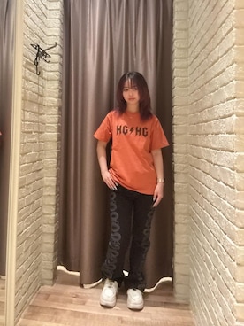 「HYSTERIC GLAMOUR（ヒステリックグラマー）のSNAKE LOOP柄デニムフレアパンツ（デニムパンツ、ブラック系）」を使った、hzktoさん（レディース）の夏コーディネート