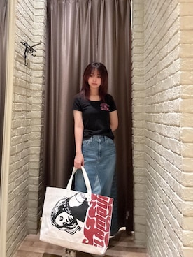 「HYSTERIC GLAMOUR（ヒステリックグラマー）のSNAKE LOOP リメイクデニムスカート（スカート、ブルー系）」を使った、hzktoさん（レディース）の夏コーディネート
