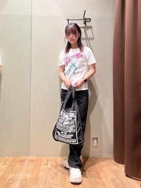 「HYSTERIC GLAMOUR（ヒステリックグラマー）のSUPER HYS 5ポケットパンツ（その他パンツ、ブラック系）」を使った、hzktoさん（レディース）の夏コーディネート