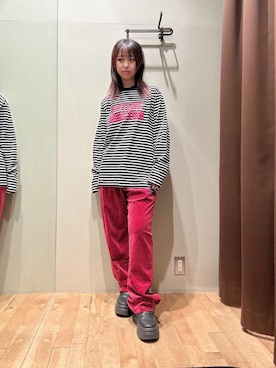 「アイテム（スウェットパンツ、レッド系）」を使った、hzktoさん（レディース・161cm）の秋コーディネート