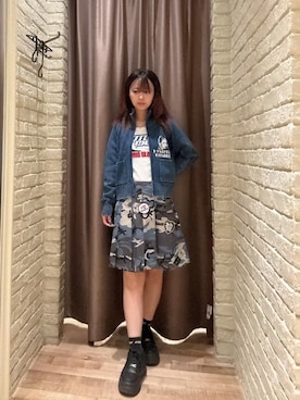 「HYSTERIC GLAMOUR（ヒステリックグラマー）のHYSTERIC BOX チビTシャツ（Tシャツ/カットソー、ホワイト系）」を使った、hzktoさん（レディース）の秋コーディネート
