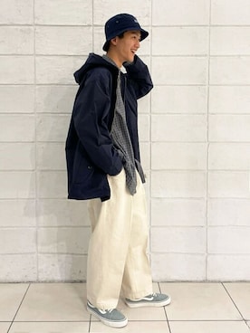「orcival」｜「アイテム（その他アウター）」を使った、Bshopスタッフさん（メンズ・180cm）の春コーディネート