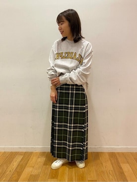 「キルトスカート」｜「アイテム（スウェット）」を使った、Bshopスタッフさん（レディース・155cm）の秋コーディネート