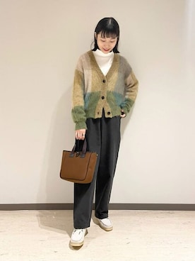 Bshopスタッフさん（レディース・163cm）の冬コーディネート