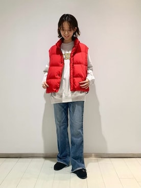 「アイテム（ダウンジャケット/コート、レッド系）」を使った、Bshopスタッフさん（レディース・160cm）の冬コーディネート