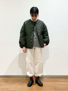 「MACKINTOSH」｜「アイテム（ノーカラージャケット）」を使った、Bshopスタッフさん（レディース・162cm）の冬コーディネート