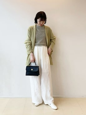 「AURALEE」｜Bshopスタッフさん（レディース・161cm）の春コーディネート