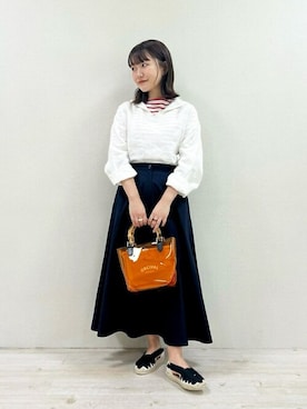 「Aラインスカート」｜「アイテム（サンダル）」を使った、Bshopスタッフさん（レディース・157cm）の春コーディネート