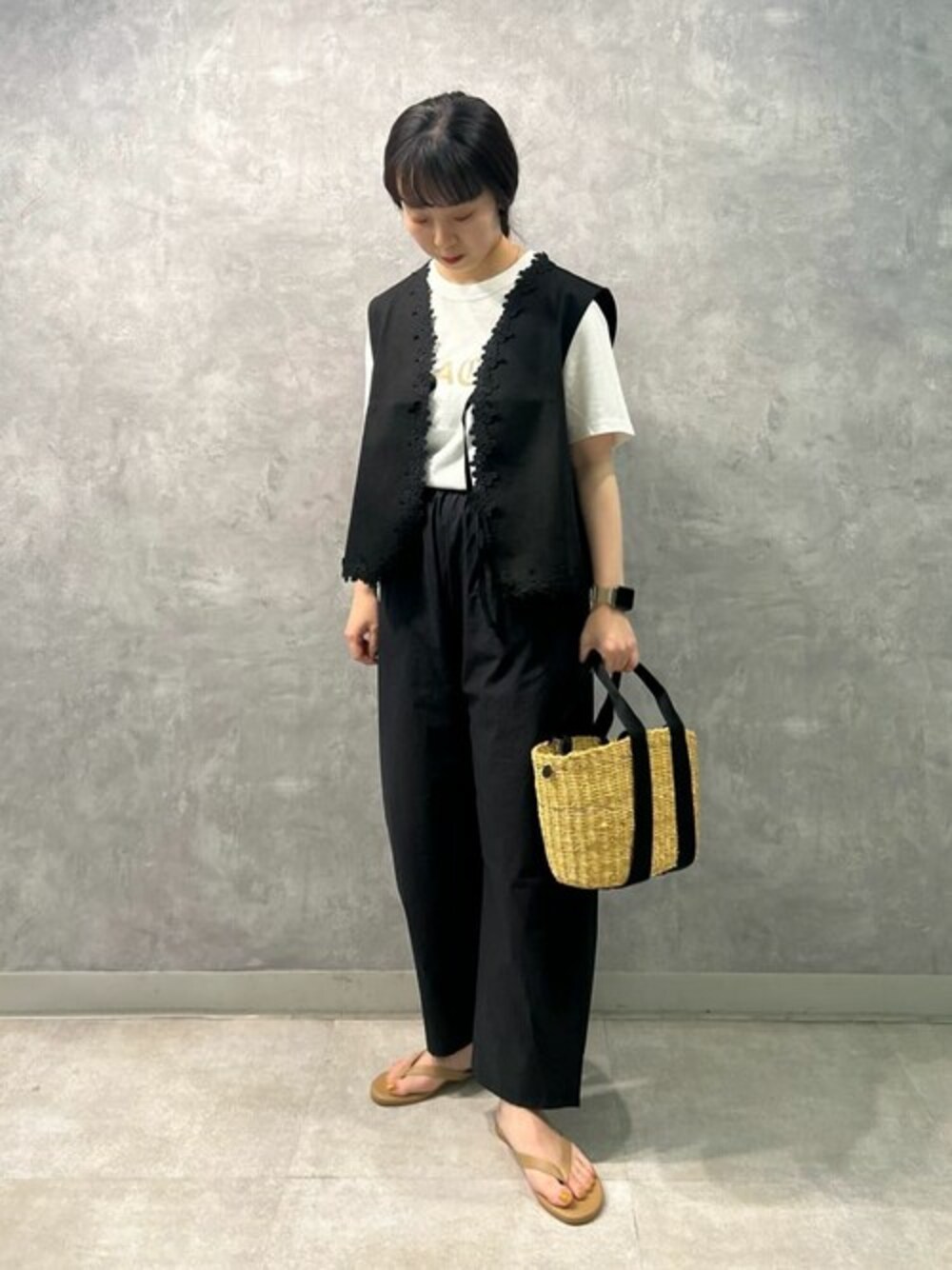 eunoia ユノイア Cotton flower vest コットンフラワーレースベスト 定価19470円 ベスト ブラック レディース【中古】5-0511M♪ eunoia ユノイア Cotton flower vest コットンフラワーレースベスト