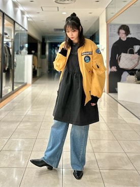 「アイテム（ミリタリージャケット、イエロー系）」を使った、Bshopスタッフさん（レディース・164cm）の秋コーディネート