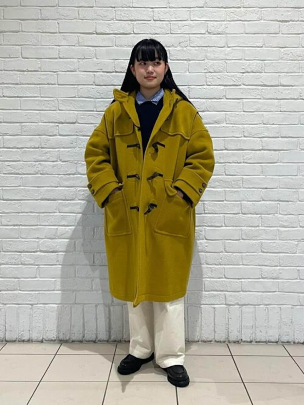 Mackintoshのダッフルコート（イエロー系）を使った人気ファッション