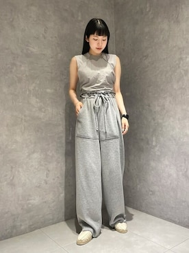 「ノースリーブニット」｜「アイテム（スウェットパンツ）」を使った、Bshopスタッフさん（レディース・167cm）の夏コーディネート