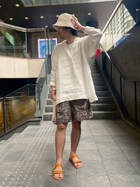「KIJIMA TAKAYUKI」｜「アイテム（サンダル）」を使った、Bshopスタッフさん（メンズ・168cm）の夏コーディネート