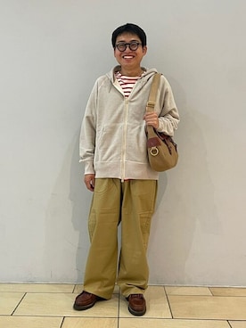 「orcival」｜「アイテム（チノパンツ）」を使った、Bshopスタッフさん（メンズ・168cm）の秋コーディネート