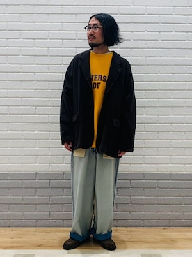 「アイテム（スウェット、ゴールド系）」を使った、Bshopスタッフさん（メンズ・171cm）の秋コーディネート
