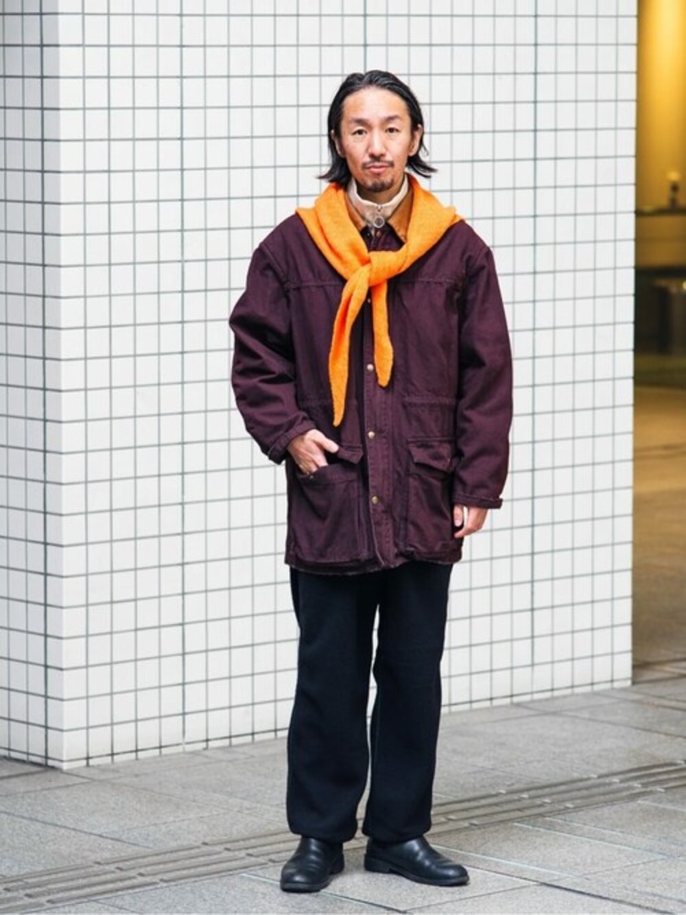 「ボア、Danton、カバーオール、スカーフ、ワーク、フリースパンツ、ダントン、ハーフジップ、ダックジャケット、INSCRIRE」｜「INSCRIREのINSCRIRE | コットンダック ジャケット WOMEN（カバーオール、ブラウン系）」を使った、Bshopスタッフさん（メンズ・168cm）の冬コーディネートの1枚目の写真
