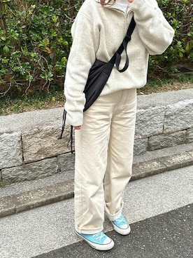 「アイテム（デニムパンツ、ベージュ系）」を使った、conaさん（レディース・160cm）の冬コーディネート