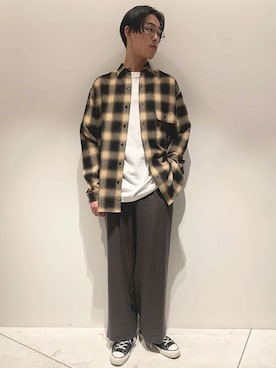 「COLUMN（コラム）のアイテム（トップス）」を使った、ESTNATION MENSさん（メンズ・180cm）の春コーディネート