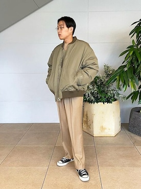 「COLUMN（コラム）のアイテム（パンツ）」を使った、ESTNATION MENSさん（メンズ・180cm）の秋コーディネート