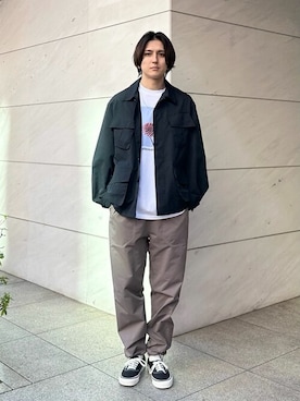 「ジョガーパンツ」｜「アイテム（ブルゾン）」を使った、ESTNATION MENSさん（メンズ・175cm）の冬コーディネート