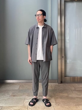 「onegravity（ワングラビティ）のアイテム（パンツ）」を使った、ESTNATION MENSさん（メンズ・174cm）の春コーディネート