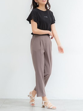 「Honeys（ハニーズ）のアイテム（スラックス）」を使った、ハニーズさん（レディース・165cm）の夏コーディネート