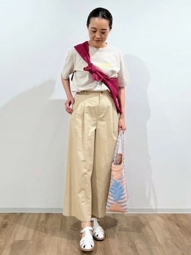 「アイテム（バッグ、オレンジ系）」を使った、Yokoさん（レディース・158cm）の夏コーディネート