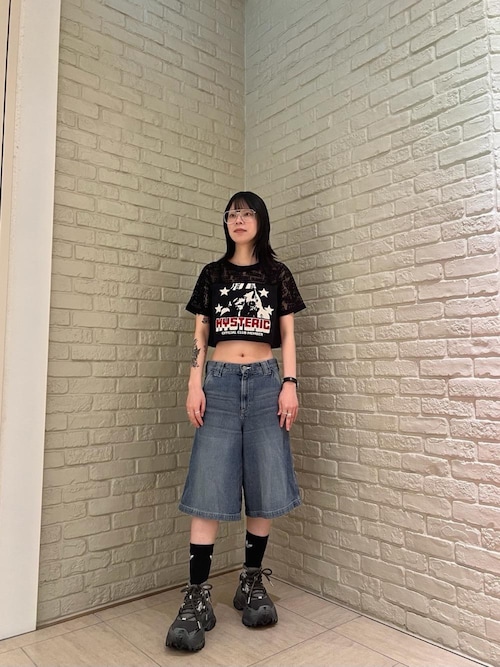 ☆HYSTERIC GLAMOUR☆ CAMERA CLUB ショート丈 Tシャツ CAMERA CLUB ショート丈Tシャツ|HYSTERIC GLAMOUR WOMEN