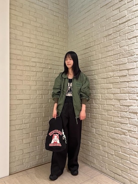 「アイテム（ミリタリージャケット）」を使った、ゆうかさん（レディース・164cm）の秋コーディネート