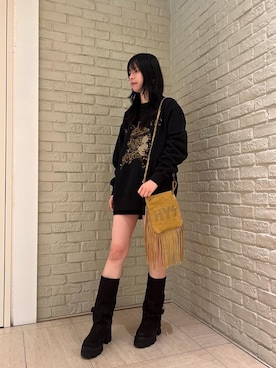 「HYSTERIC GLAMOUR（ヒステリックグラマー）のロゴスタッズ フリンジミニバッグ（ショルダーバッグ）」を使った、ゆうかさん（レディース・164cm）の秋コーディネート