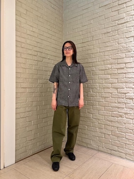 「HYSTERIC GLAMOUR（ヒステリックグラマー）のチノブッシュパンツ（その他パンツ、グリーン系）」を使った、ゆうかさん（レディース・164cm）の夏コーディネート