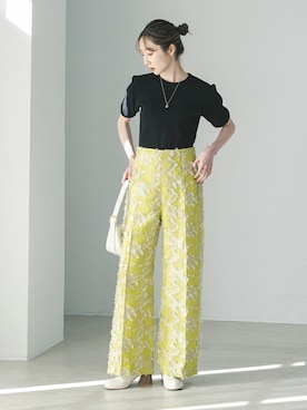 「花柄パンツ」｜Rinaさん（レディース・164cm）の冬コーディネート