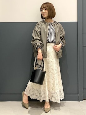 「アイテム（その他アウター、ブラウン系）」を使った、a.v.v本社スタッフさん（レディース・152cm）の春コーディネート