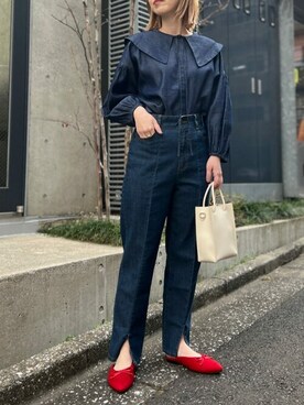 「スリット」｜「アイテム（その他シューズ）」を使った、a.v.v本社スタッフさん（レディース・160cm）の春コーディネート