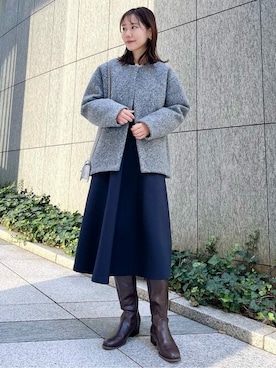 「グレー」｜「アイテム（ノーカラーコート）」を使った、a.v.v本社スタッフさん（レディース・160cm）の冬コーディネート