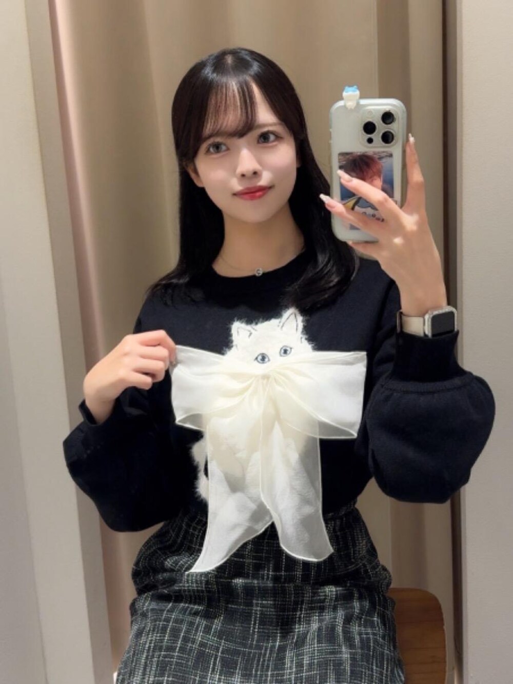 「リボン、猫、フェミニン、ネコ、マーメイドスカート、MAJESTIC LEGON、低身長、マーメイド、マジェスティックレゴン、骨格ウェーブ」｜「MAJESTIC LEGONの【WEB限定XSサイズあり】ツイードマーメイドスカート（スカート、ブラック系）」を使った、sayoさん（レディース・155cm）の秋コーディネートの1枚目の写真