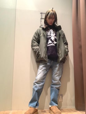 「アイテム（ミリタリージャケット）」を使った、kanaさん（レディース・172cm）の秋コーディネート