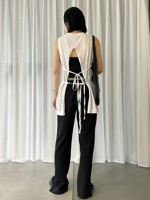 TanC TOKYO/タンクトウキョウ】バックオープンラップトップ（Tシャツ